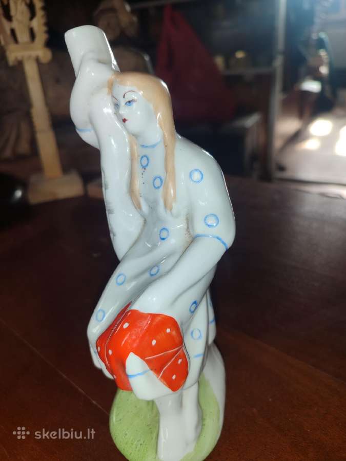Tarybinė porceliano statulėlė - nuotraukos Nr. 4
