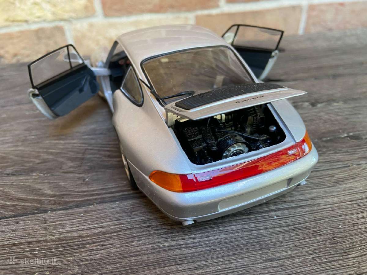 Modeliukas porsche 911 ut models 1:18 993 - nuotraukos Nr. 7