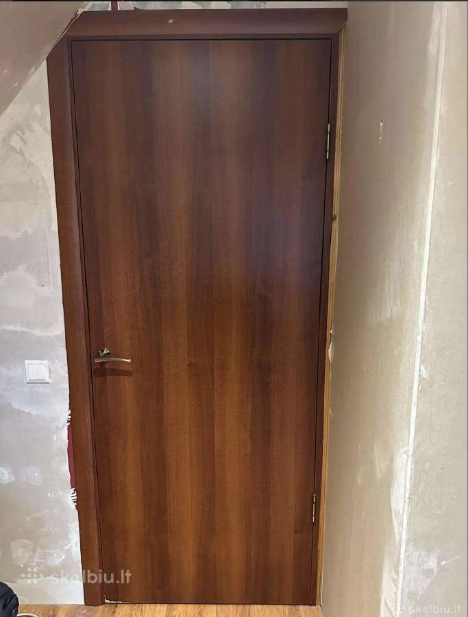 Vidaus durys su staktomis