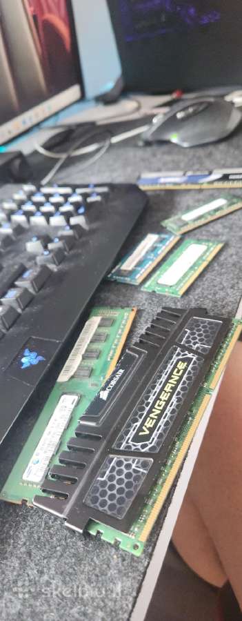Kompiuteriu RAM ivairiausiu rušiu ddr3 ddr4 Pm