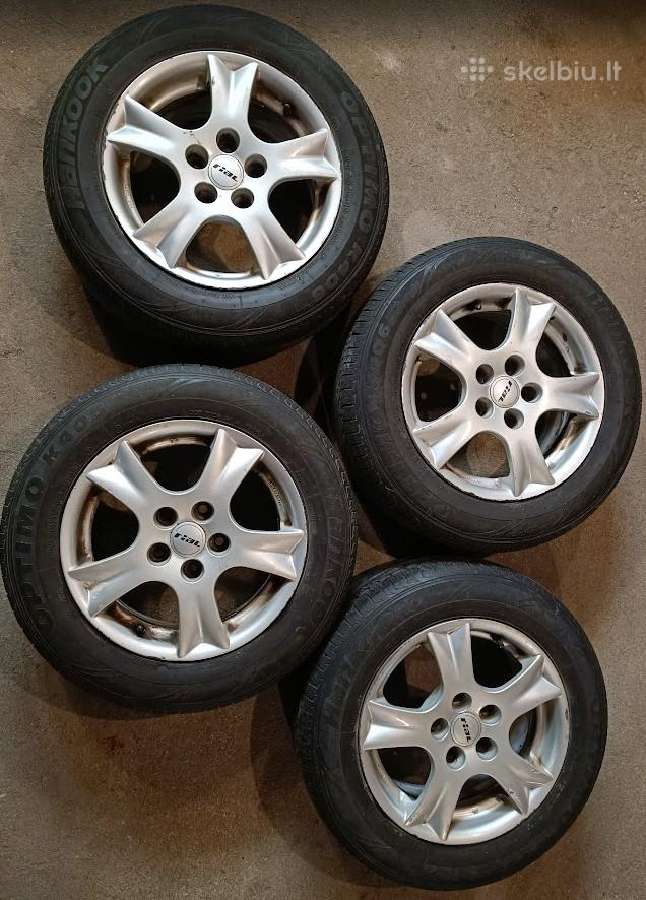 Lieti ratlankiai Rial R15 su padangom