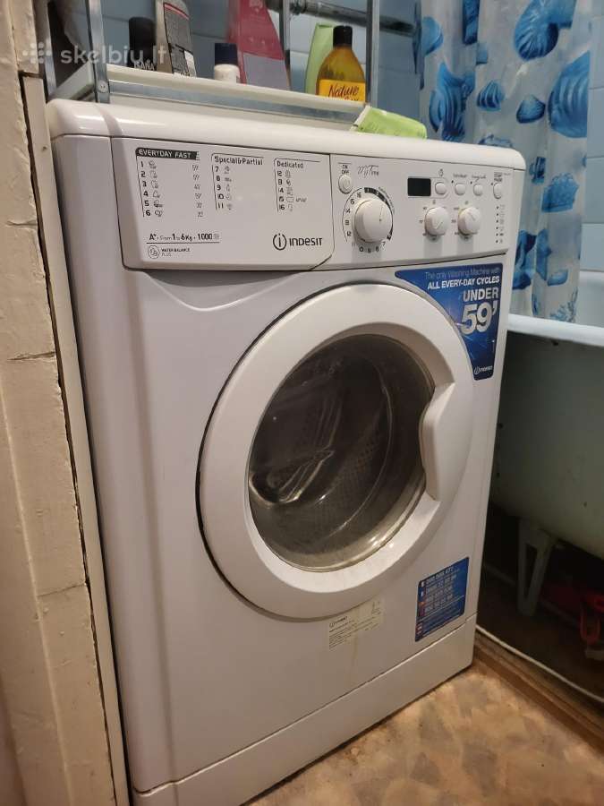 Parduodama Indesit Skalbimo mašina