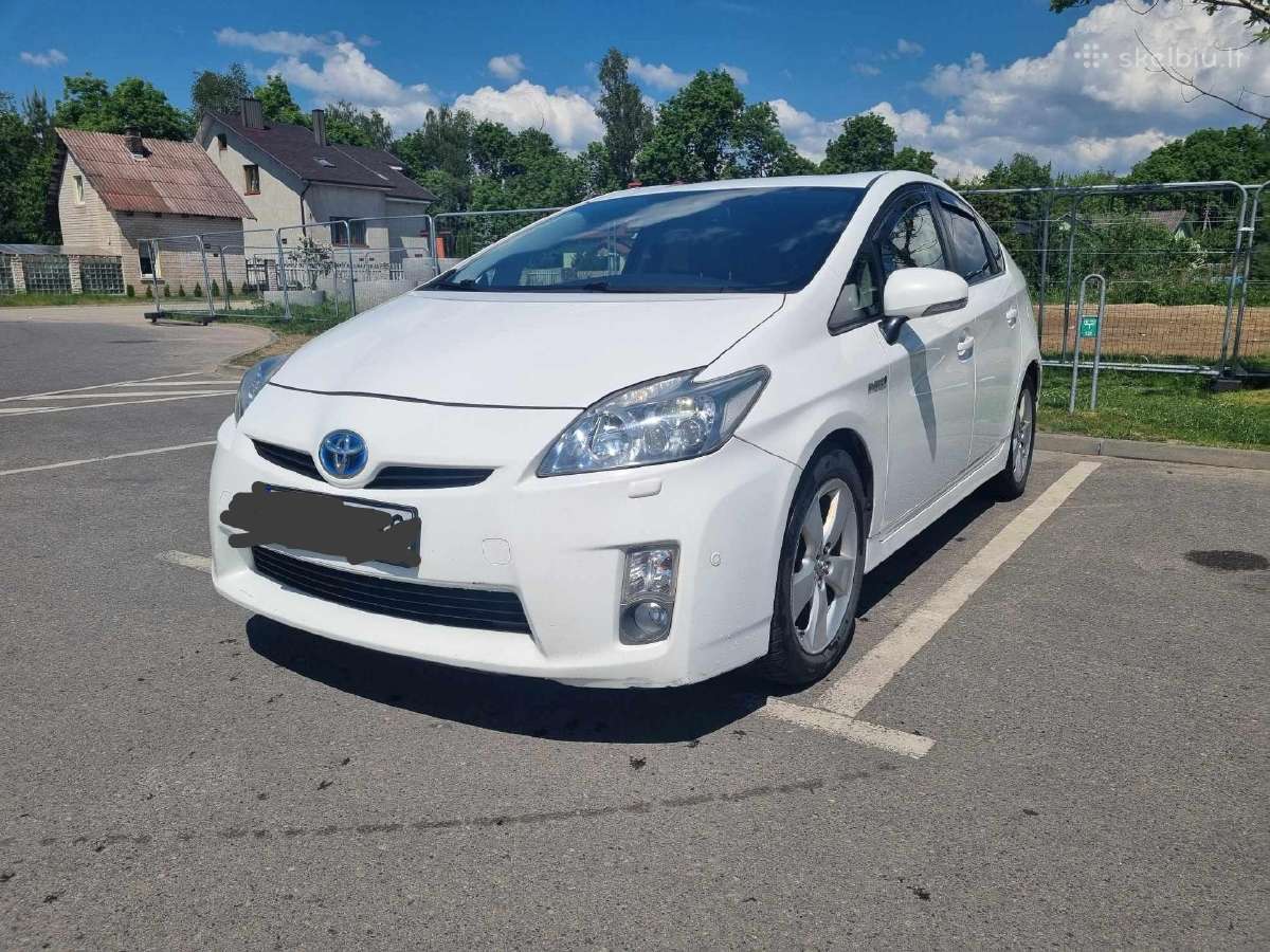 Toyota Prius nuoma Приус аренда - nuotraukos Nr. 8
