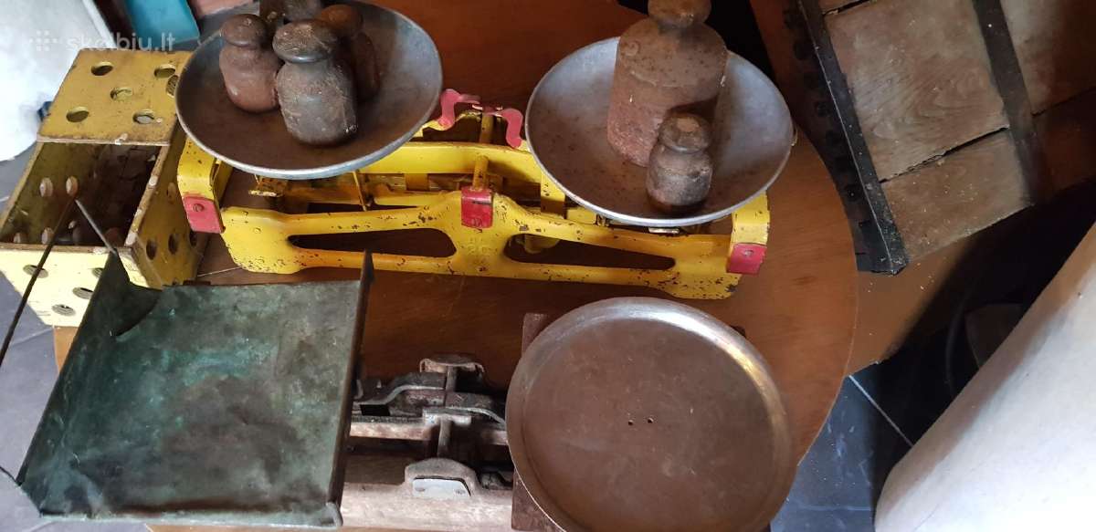 Svarstyklės Kerzog antikvarinės metalinės
