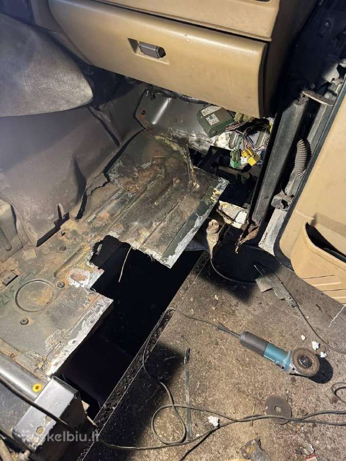 Automobilių kėbulų suvirinimas Antiko smėliavimas - nuotraukos Nr. 9