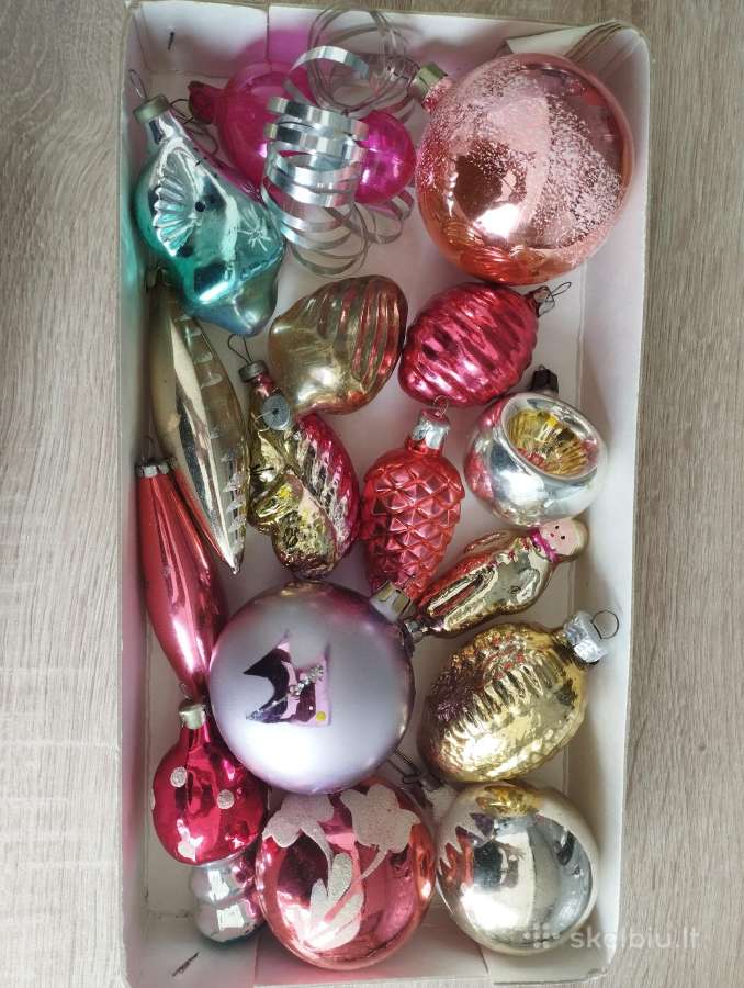 Kalėdiniai žaisliukai