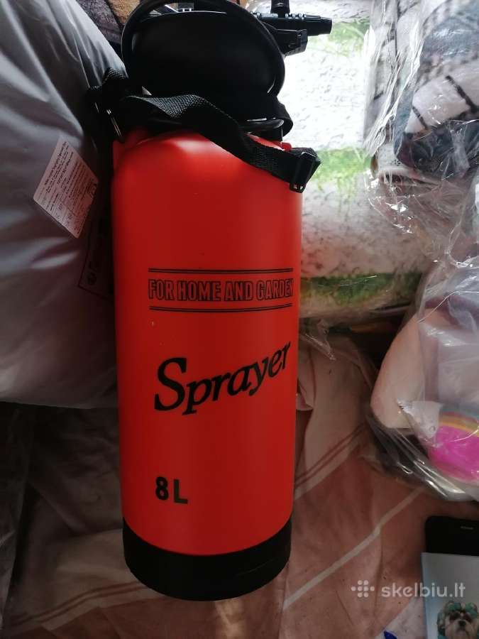 Naujas 8 litrų 30€ ir 3litrų purkštuvas15€