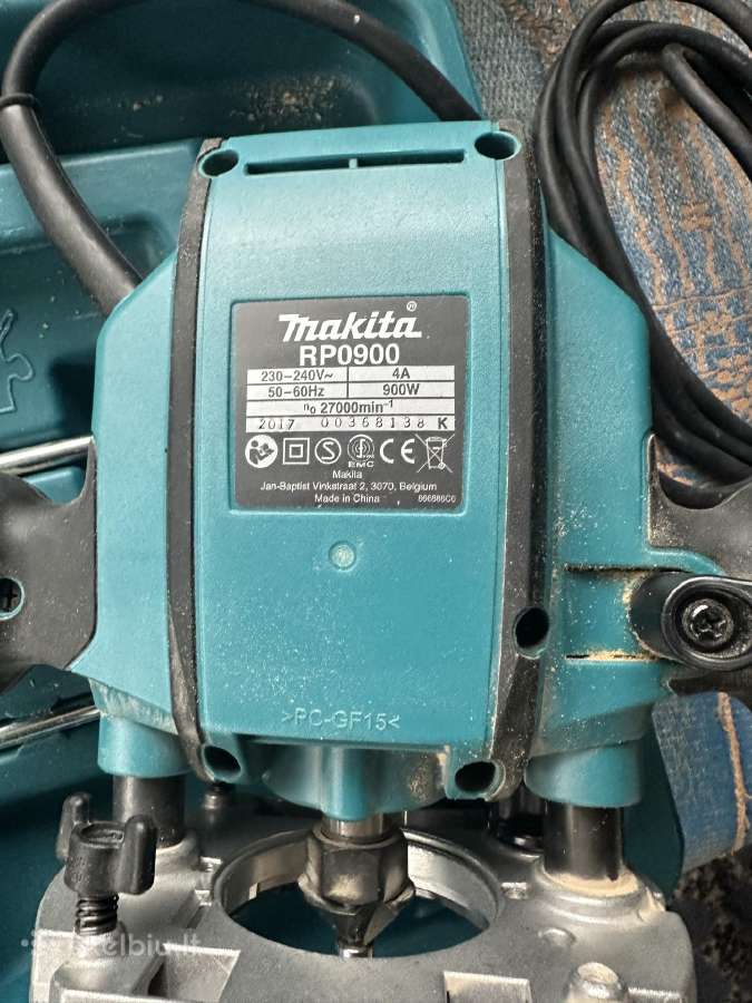 Parduodu Makite freza 1/4 900w 220v - nuotraukos Nr. 5