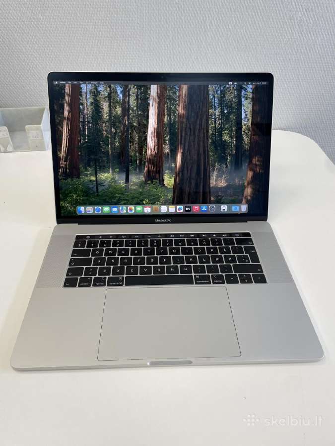 Apple MacBook Pro A1990 I7-8750h 16 GB RAM 256gb