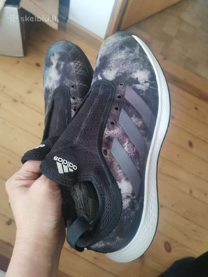 Vyriski kedai adidas 43dydžio