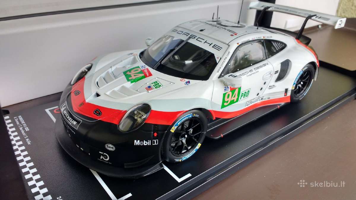 Porsche 911 Rsr
