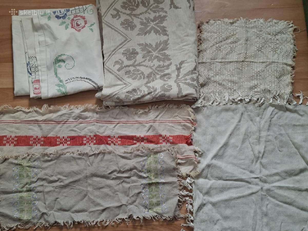 Kolekcijai senovinės staltiesė,lovatiesė ir t.t.