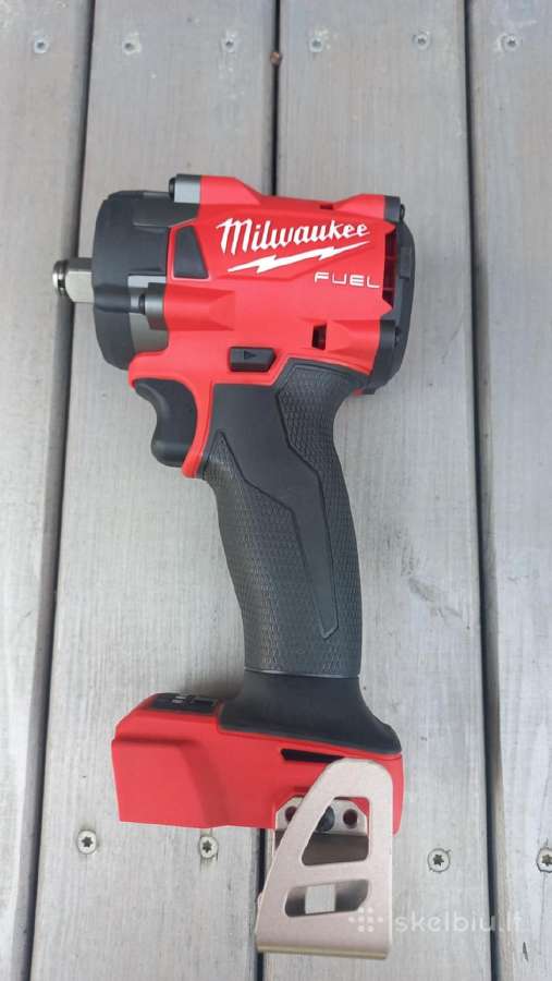 Naujas Milwaukee veržliasukis