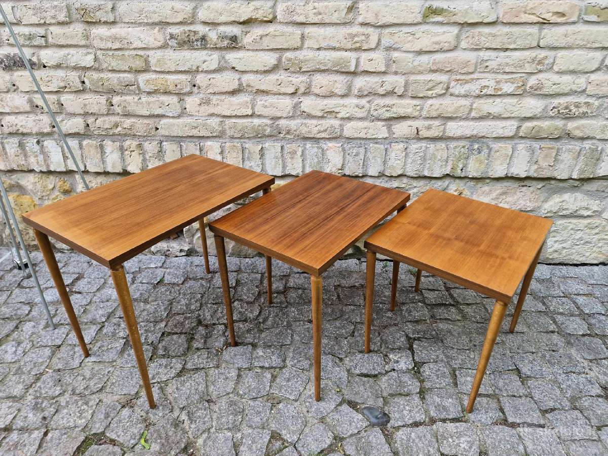 Vintažiniai mid century riešutmedžio staliukai - nuotraukos Nr. 6