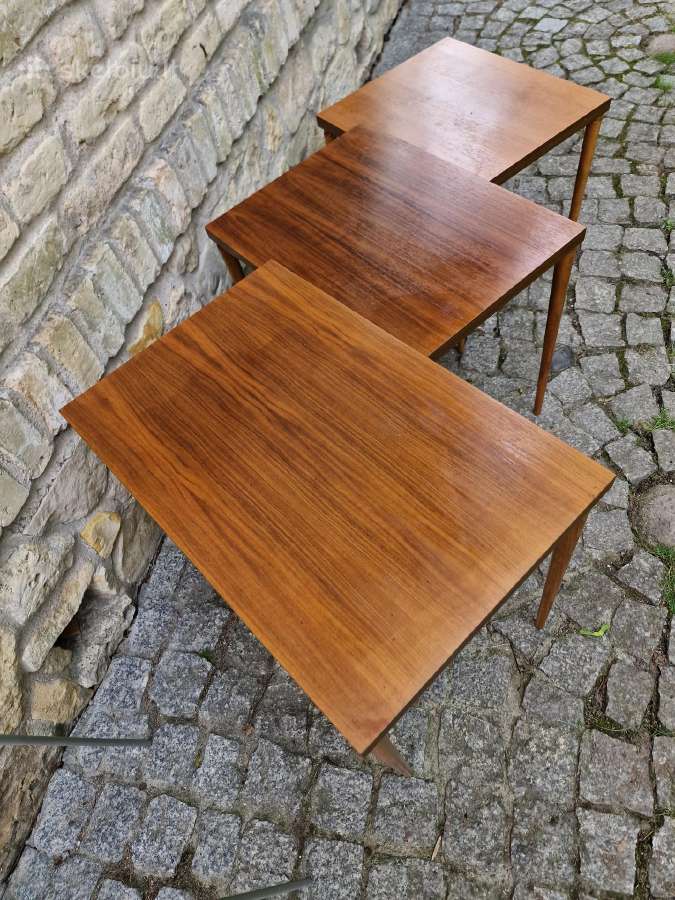 Vintažiniai mid century riešutmedžio staliukai - nuotraukos Nr. 10