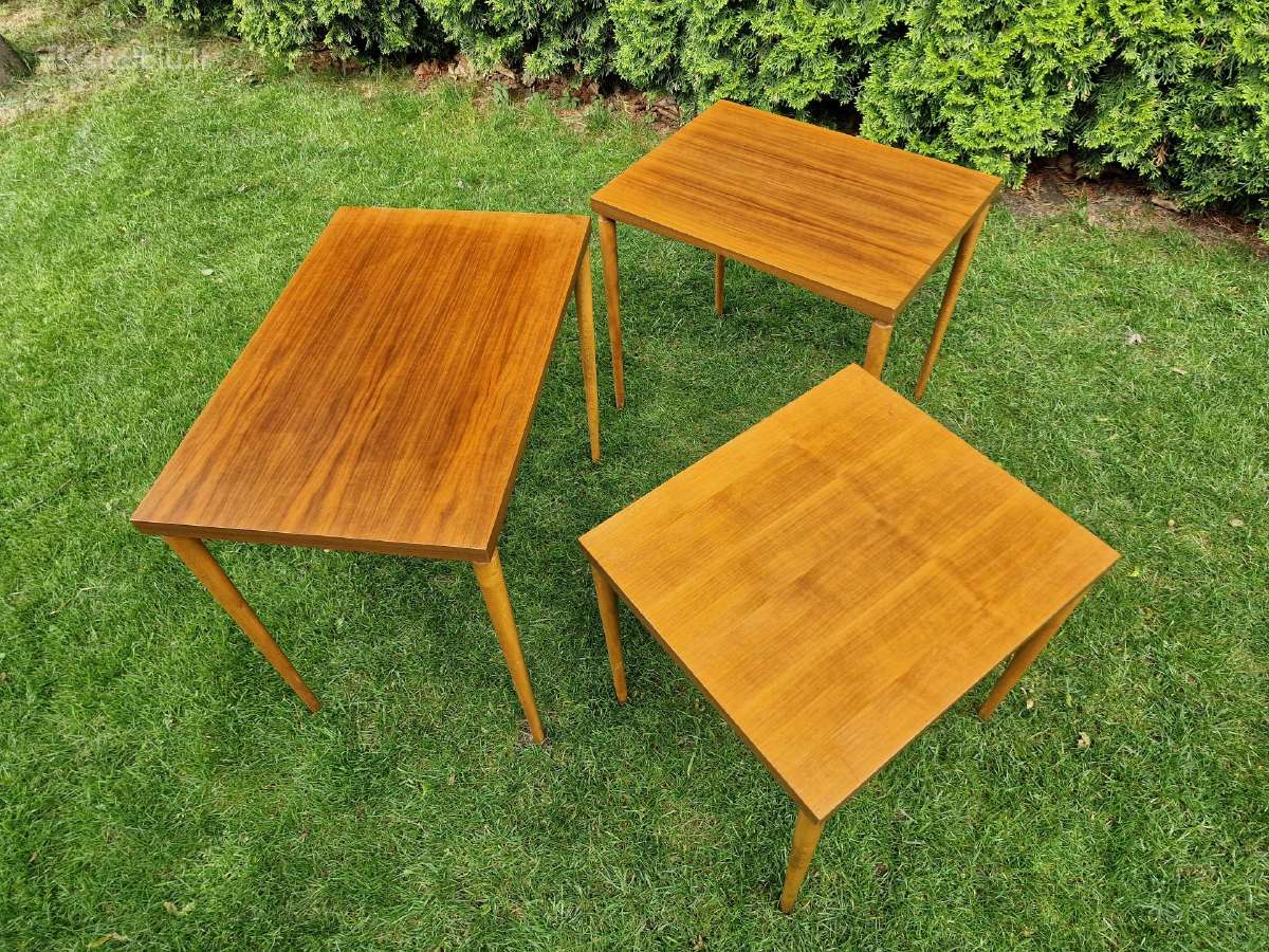 Vintažiniai mid century riešutmedžio staliukai - nuotraukos Nr. 32