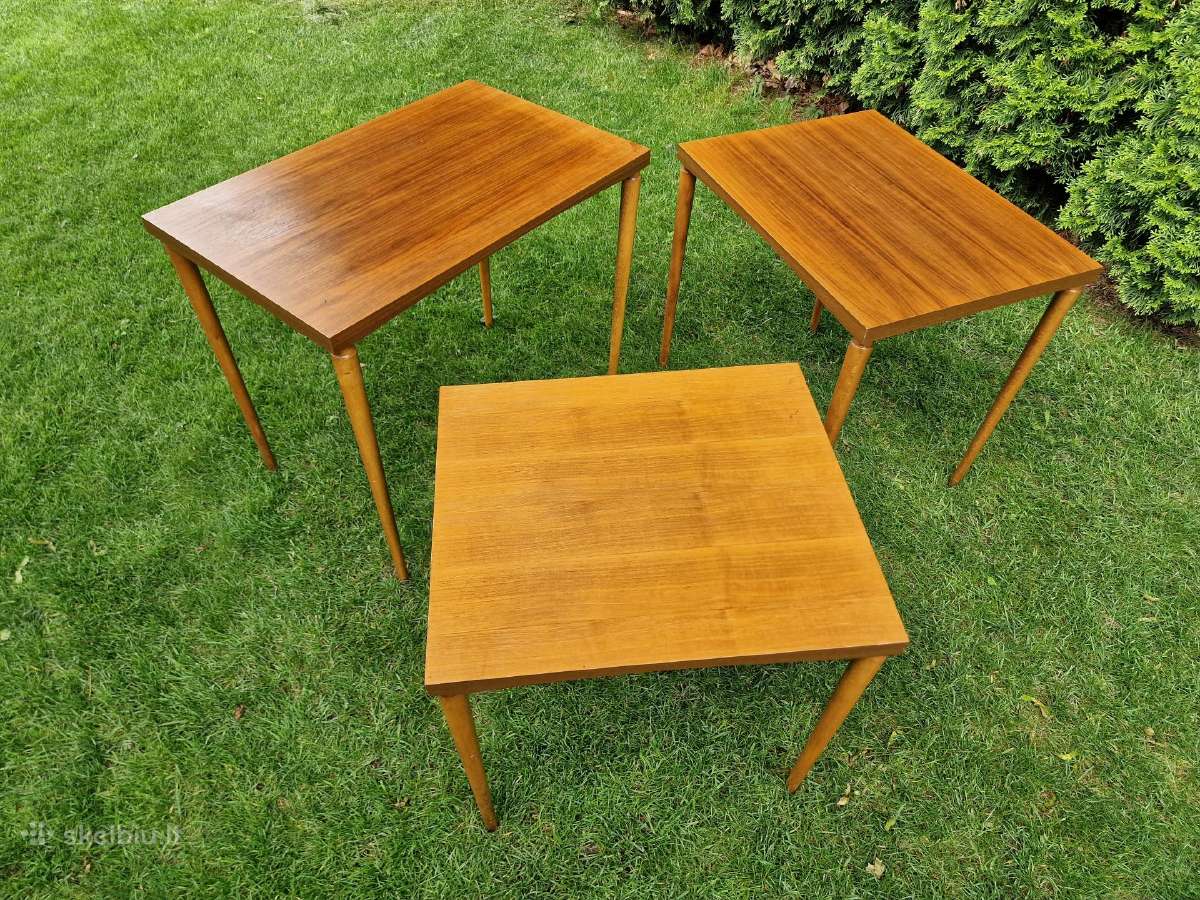 Vintažiniai mid century riešutmedžio staliukai - nuotraukos Nr. 33