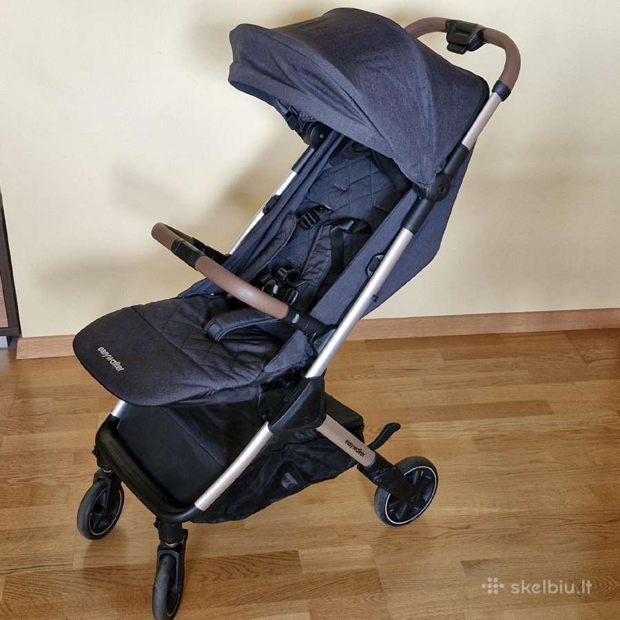 Easywalker vežimėlis, kompaktiškai susidedantis