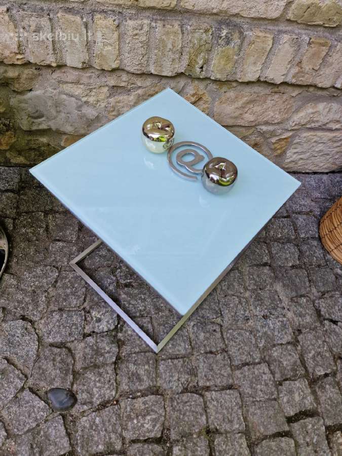 Vintažinis autorinis šoninis staliukas - nuotraukos Nr. 2