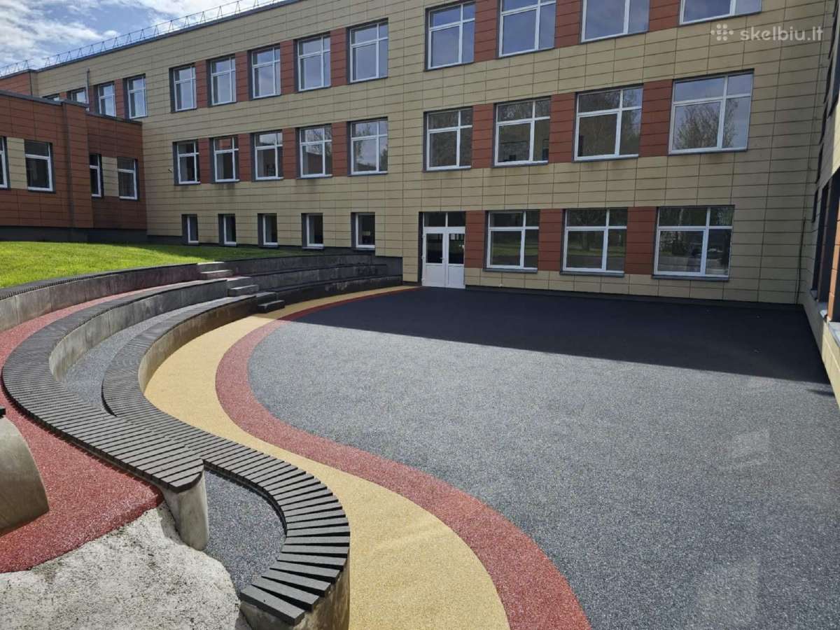 Betoniniai suoliukai, klombos, amfiteatro sienelės - nuotraukos Nr. 30