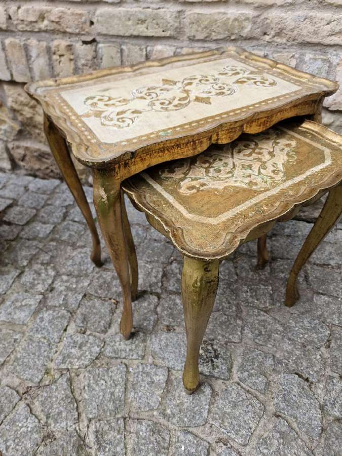 Vintažiniai florencijos st. staliukai - nuotraukos Nr. 11
