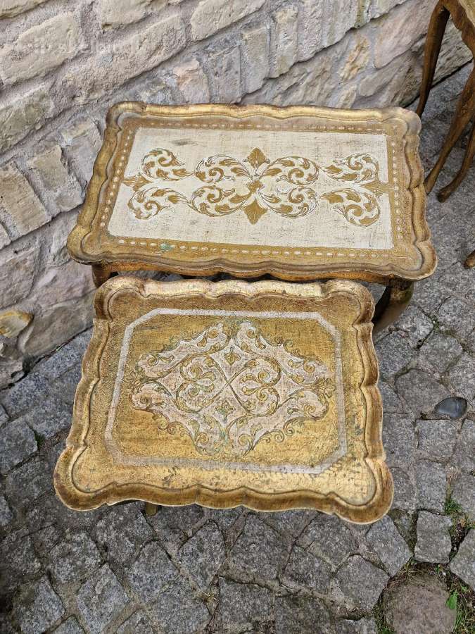 Vintažiniai florencijos st. staliukai - nuotraukos Nr. 16