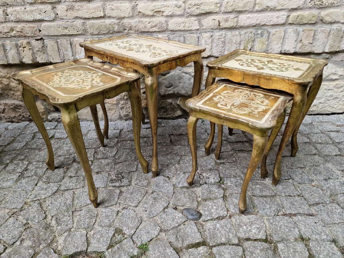 Vintažiniai florencijos st. staliukai - nuotraukos Nr. 37