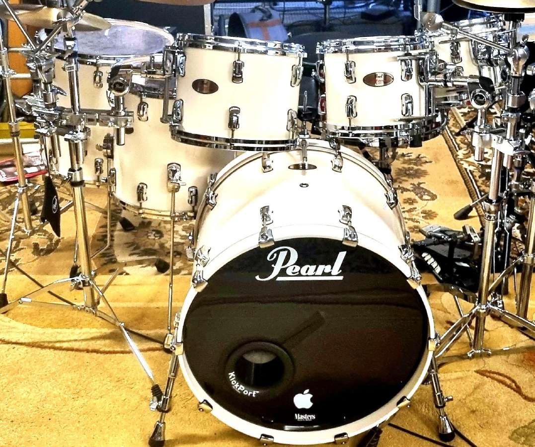 Pearl Reference būgnų komplektas