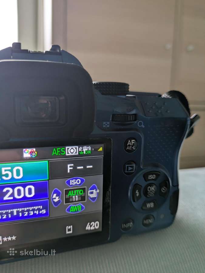 Pentax k30 + daug priedu