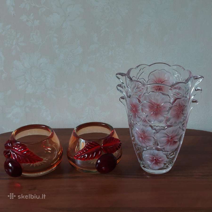 Parduodu krištolinę vazą su ornamentais . - nuotraukos Nr. 20