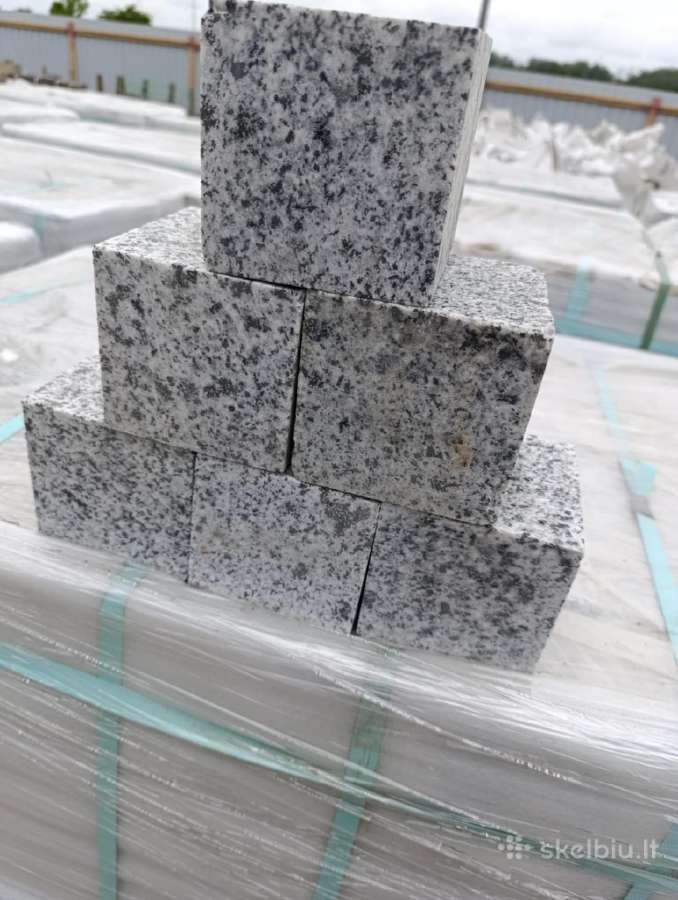 Granito trinklelės, šv. pilkos, 10x10x10 cm.