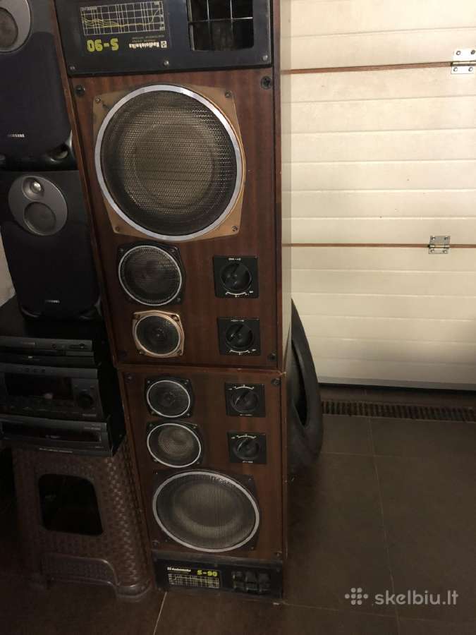 Muzikinis centras Samsung 555 + kolonėlės S-90
