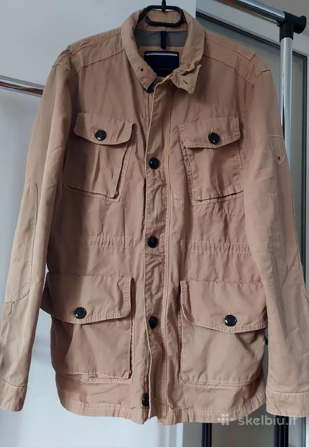 Tommy Hilfiger striukė