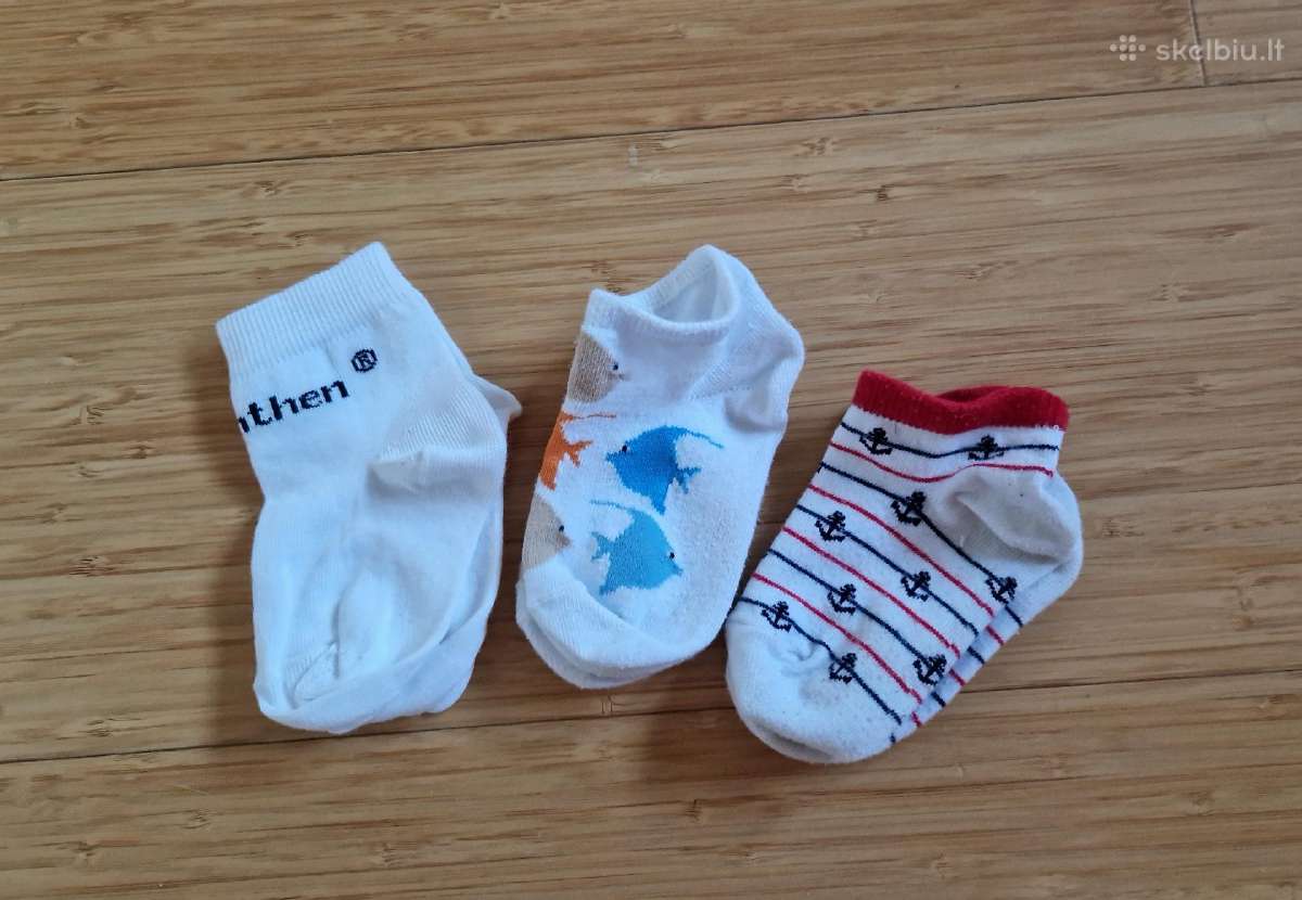 Kepurytės ir kojinytės kūdikiui - nuotraukos Nr. 4