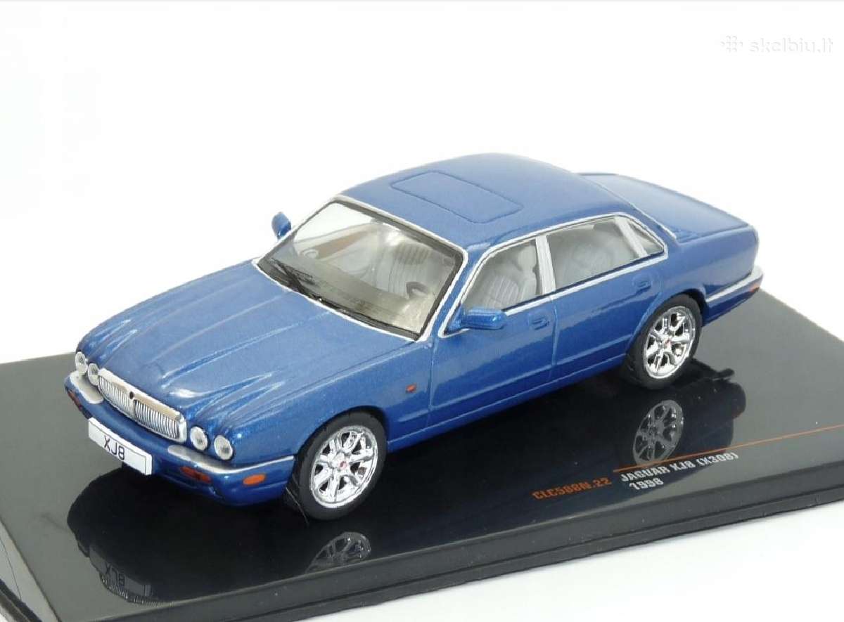 Jaguar Xj8