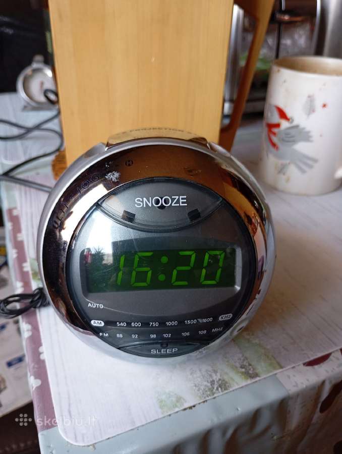 Ketonic Ab model AV-720 projection clock radio