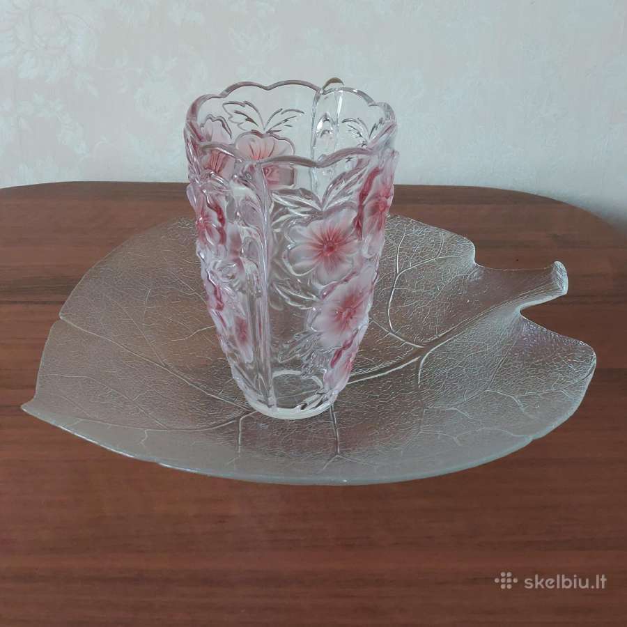 Parduodu krištolinę vazą su ornamentais . - nuotraukos Nr. 23