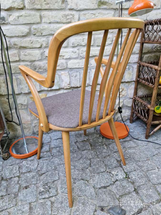 Vintažinė mid century bukmedžio masyvo kėdė - nuotraukos Nr. 5