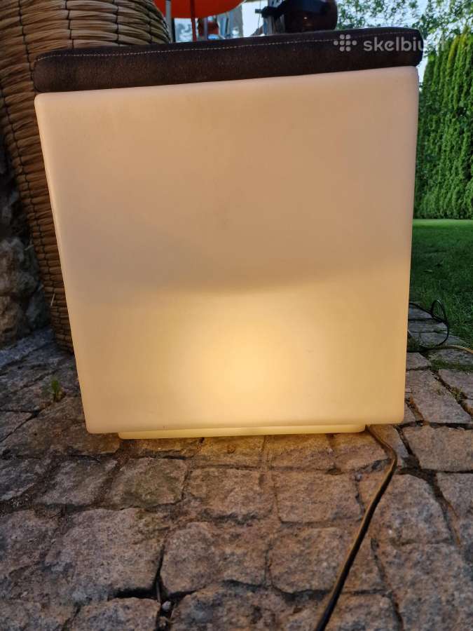 Vintažinis šviečiantis pufas su daiktadėže Lux-us - nuotraukos Nr. 12