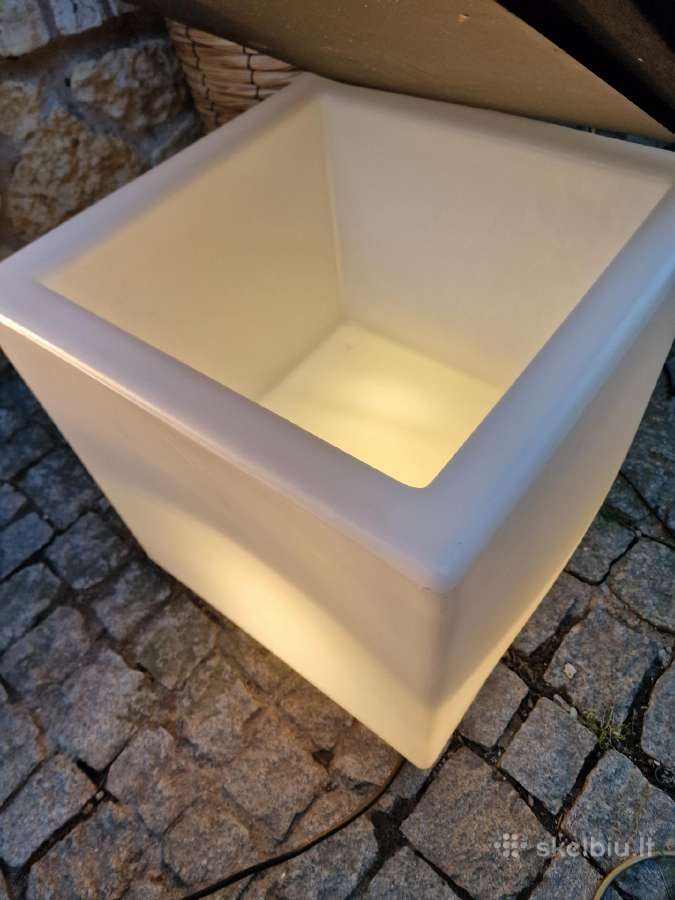 Vintažinis šviečiantis pufas su daiktadėže Lux-us - nuotraukos Nr. 14