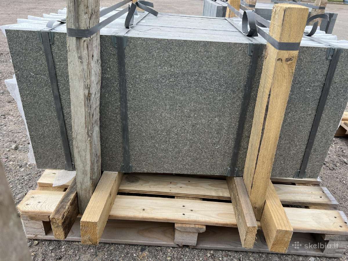 Granito plokštės (tamsiai p. spalvos) 100*50*4 cm