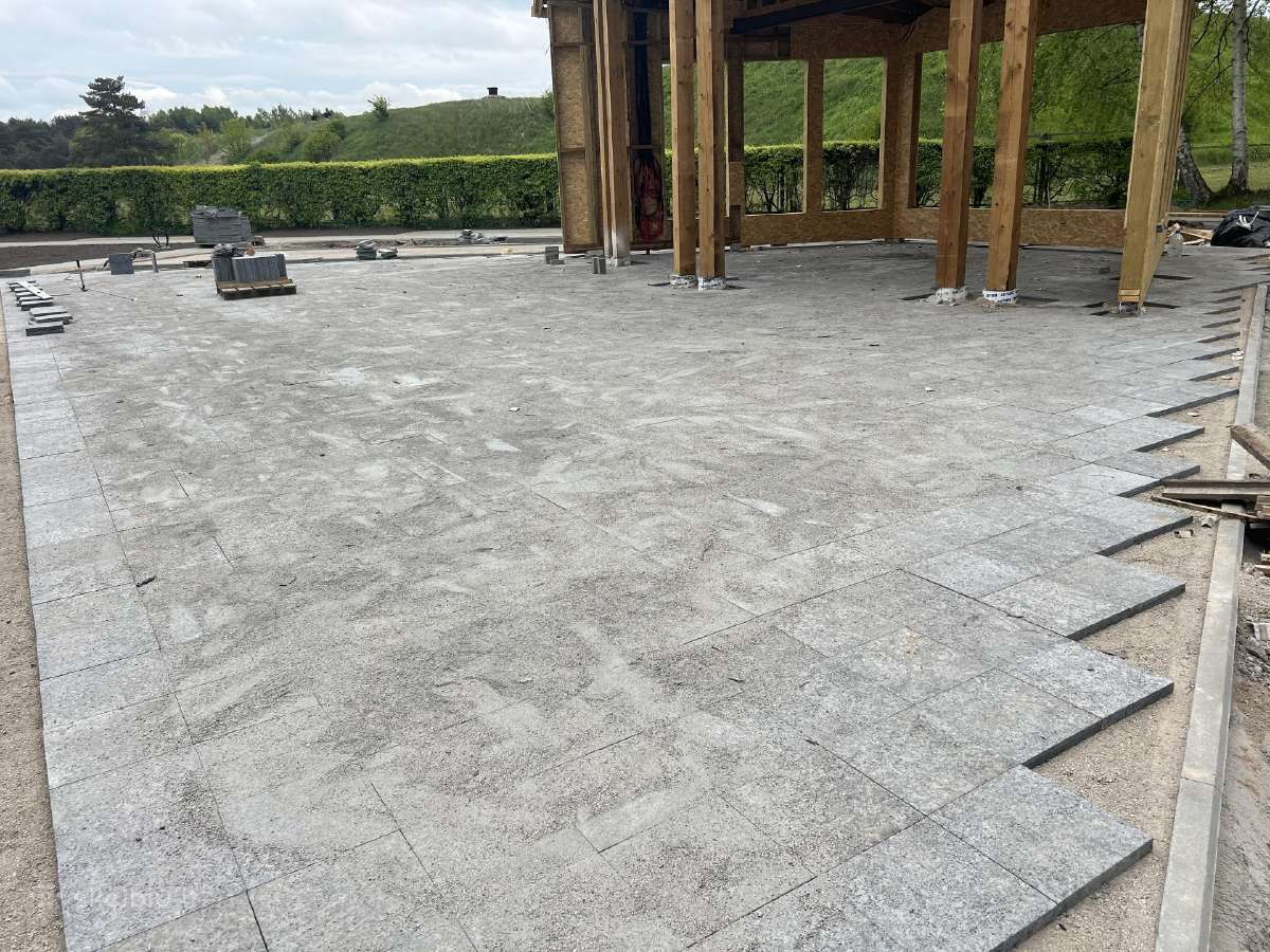 Granito pilkai žalios spalvos plytelės 30*30*3 cm - nuotraukos Nr. 3