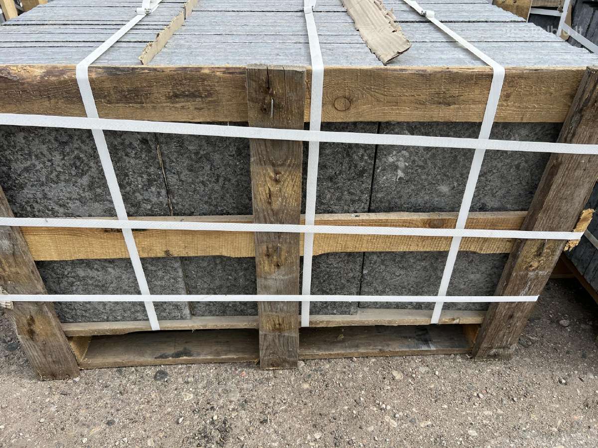Granito pilkai žalios spalvos plytelės 30*30*3 cm - nuotraukos Nr. 5