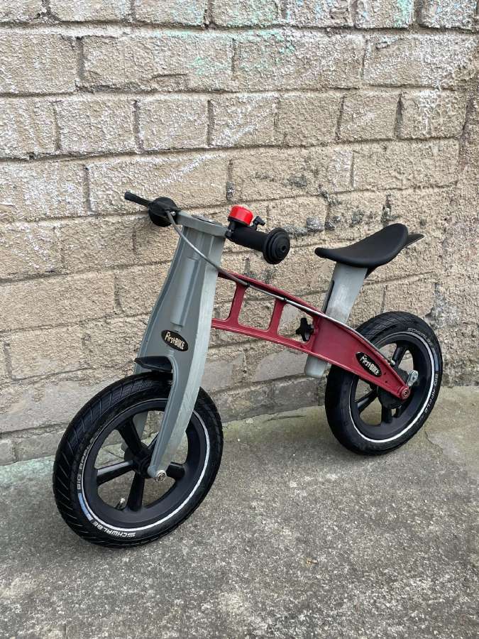 Balansinis dviratis Firstbike