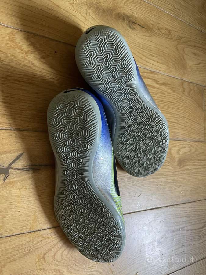 Nike futbolo batelii - nuotraukos Nr. 4