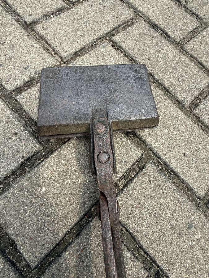 Antikvarine Belgisku vafliu keptuve - nuotraukos Nr. 2