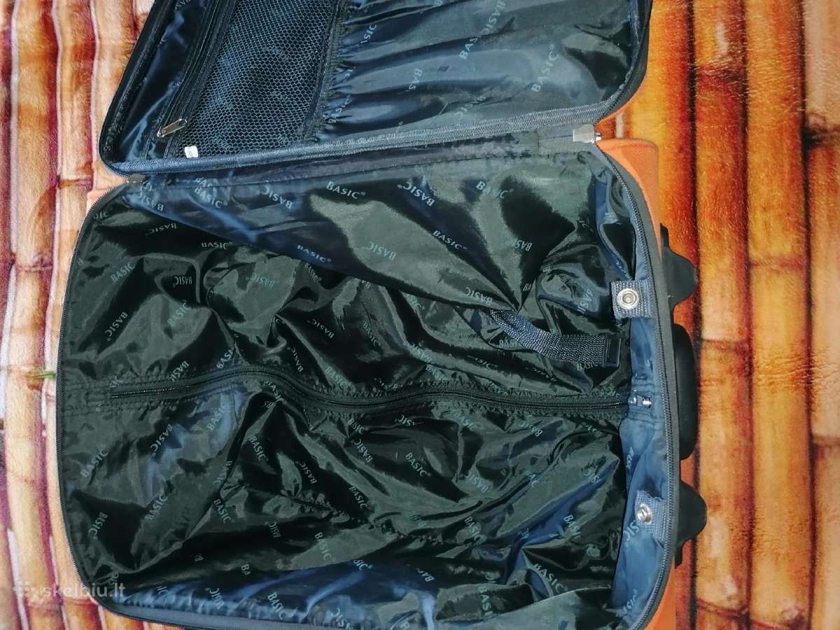 Naujas lagaminas45€. naudotas35€ žygių kuprinė20€ - nuotraukos Nr. 12