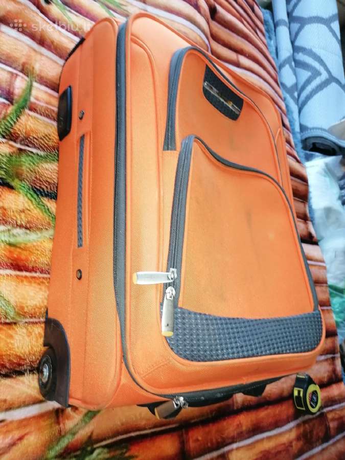 Naujas lagaminas45€. naudotas35€ žygių kuprinė20€ - nuotraukos Nr. 9