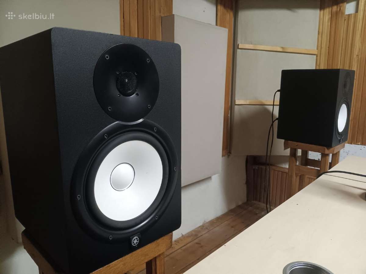 Yamaha Hs 8