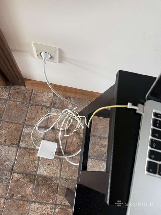 MacBook Pro 13 2015 - nuotraukos Nr. 2